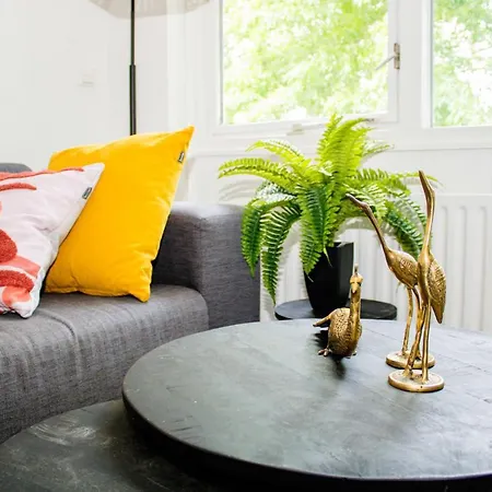 Cozy 2 Bedroom With Free Parking Tilburg